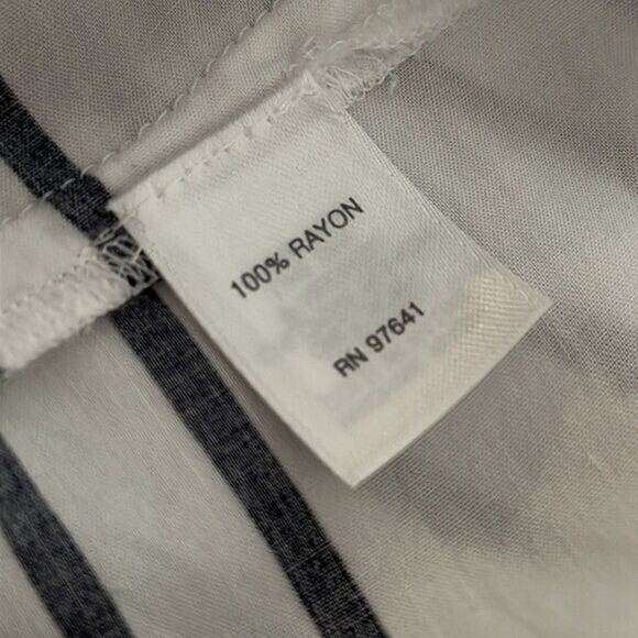 J Jill Top Shirt Womens Large Black White Strip Button Tunic Rayon Office Career - Picture 9 of 10